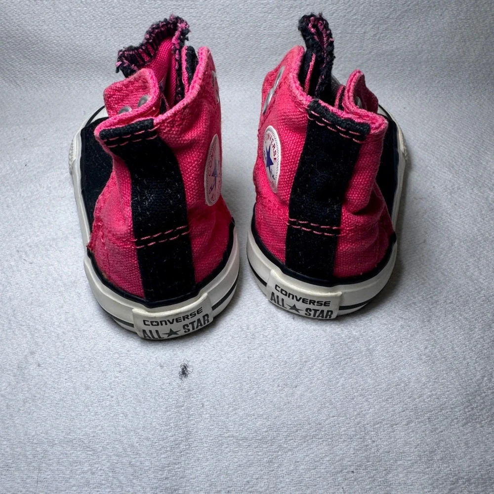 Converse gently used